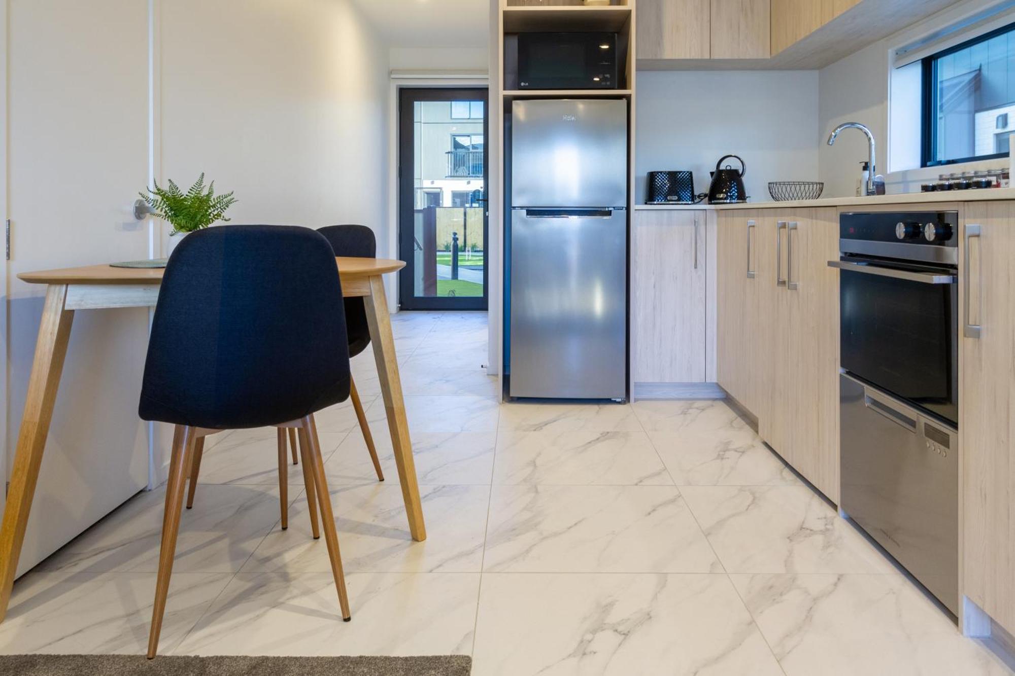 Single Level Studio Escape On Wilmer St - Central Christchurch Exteriör bild